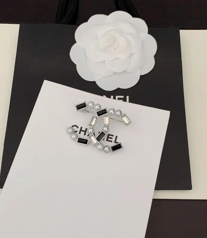 SmartChoice Chanel Brooches 228230