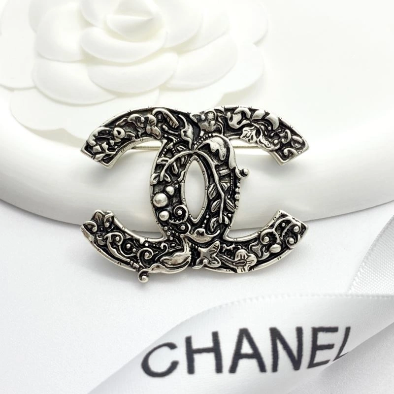 Stretchable Chanel Brooches 228196