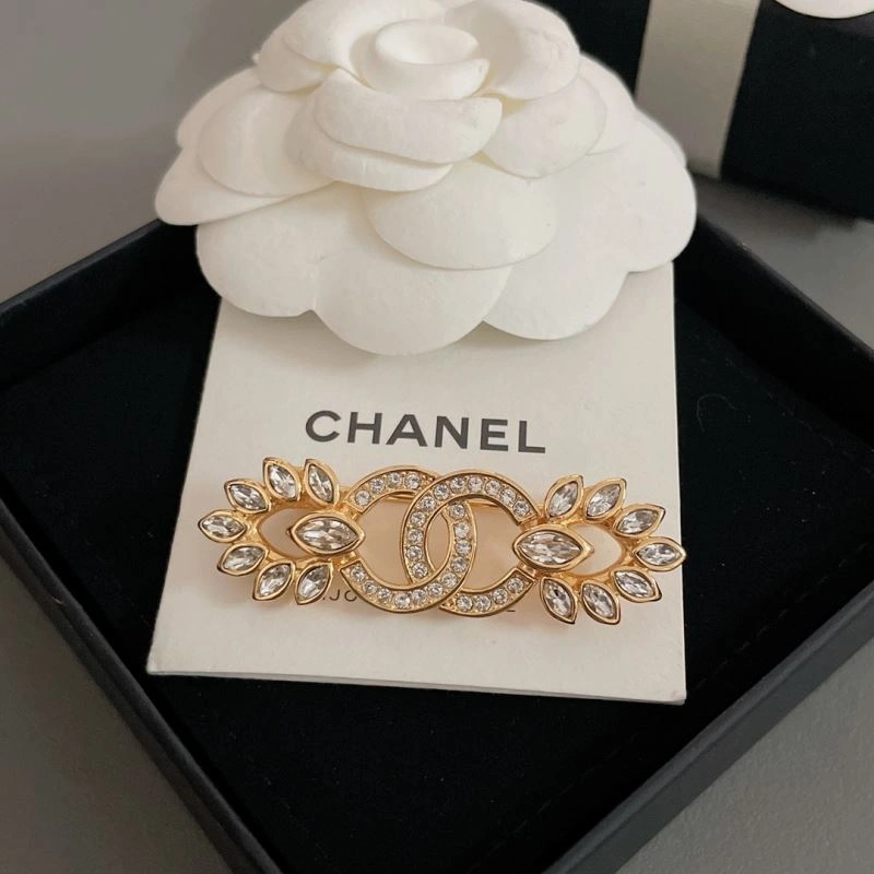 WaterResistant Chanel Brooches 228221