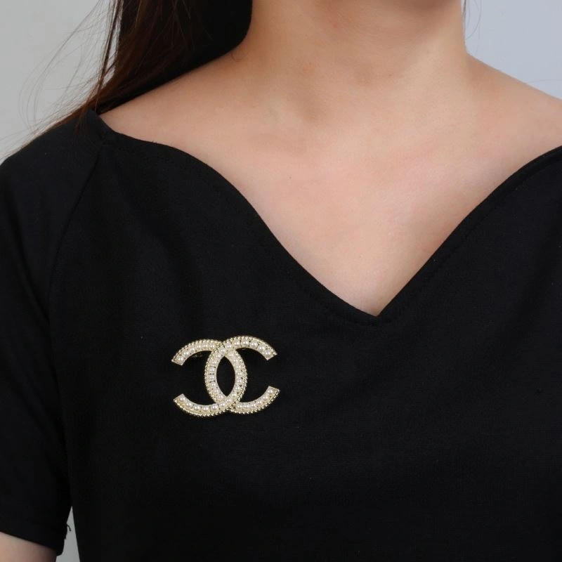 Chanel Brooches SmartChoice 228197