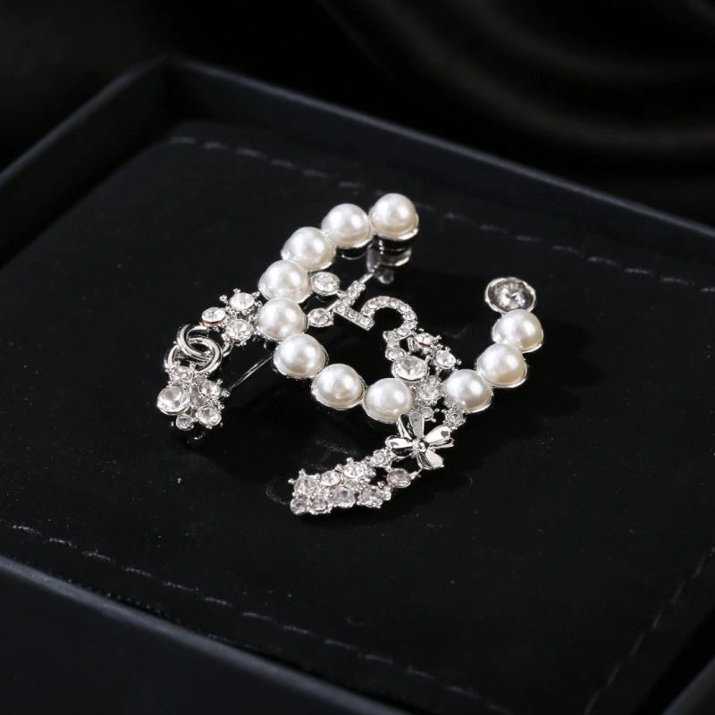 Upgraded Chanel Brooches 228175