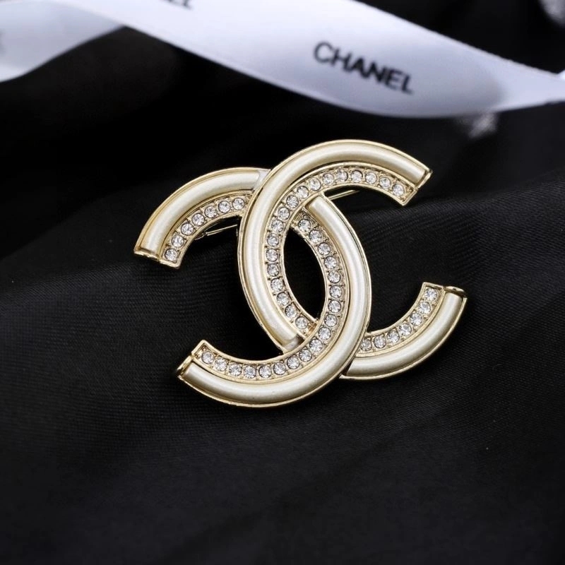 Reliable Chanel Brooches 228185