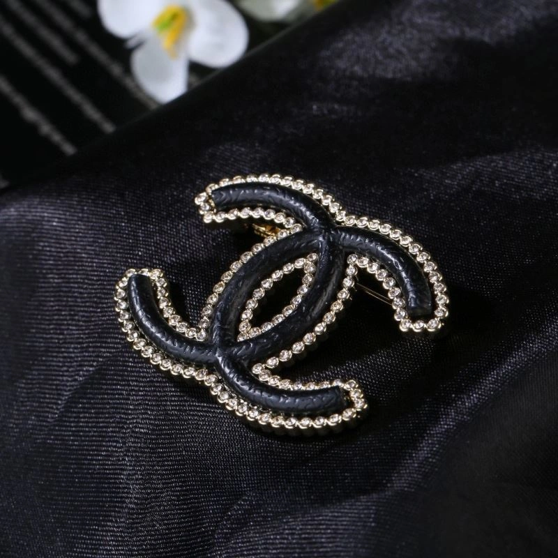 Chanel Brooches Minimalist 228215