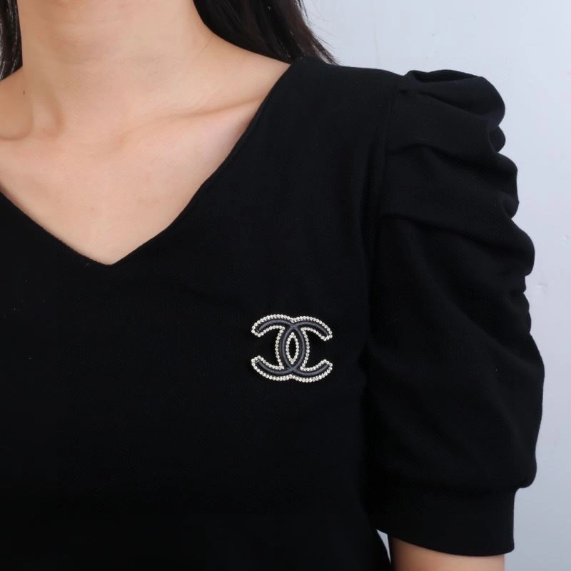 Chanel Brooches Minimalist 228215