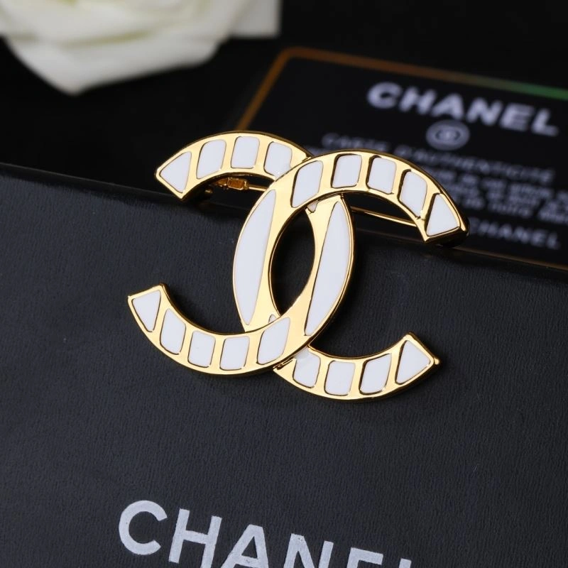 GoodFit Chanel Brooches 228166