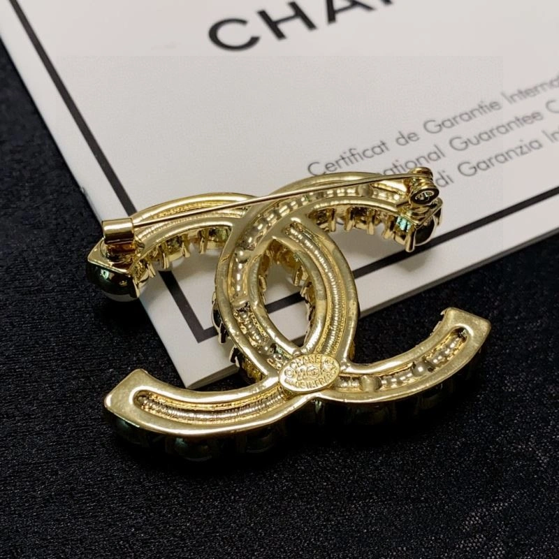 Chanel Brooches SmoothTexture 228134