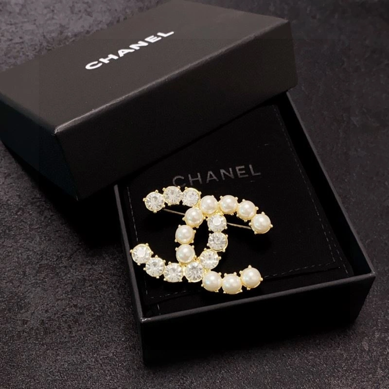 Chanel Brooches SmoothTexture 228134