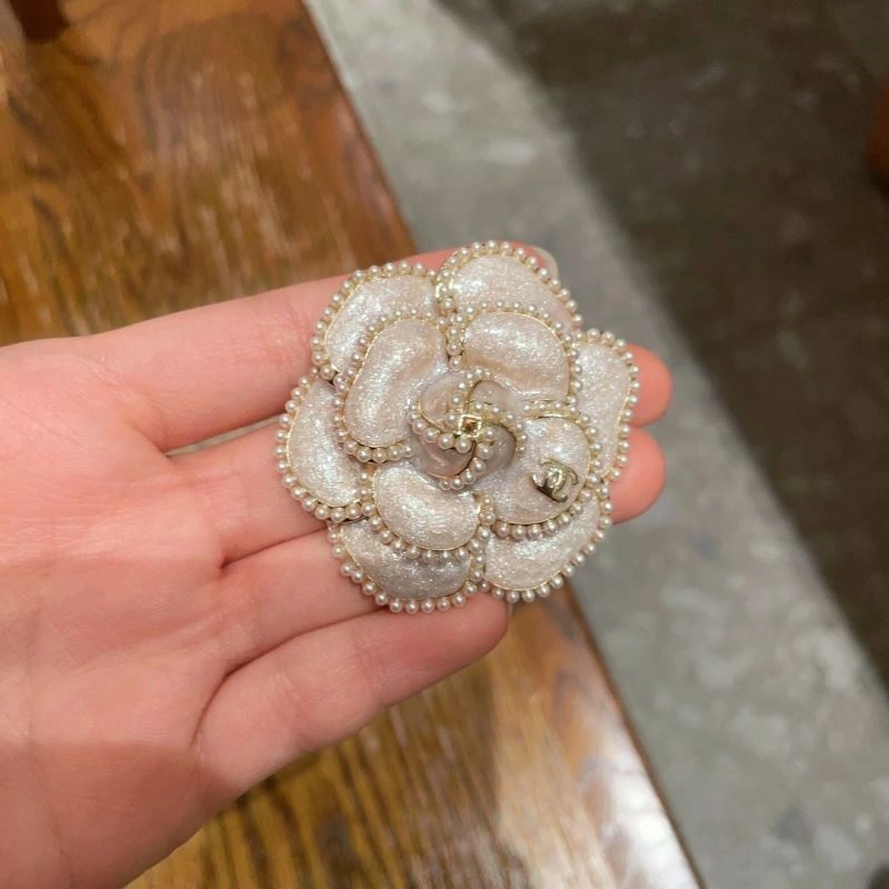 WaterResistant Chanel Brooches 228141