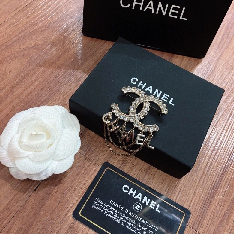 QuickDry Chanel Brooches 228176