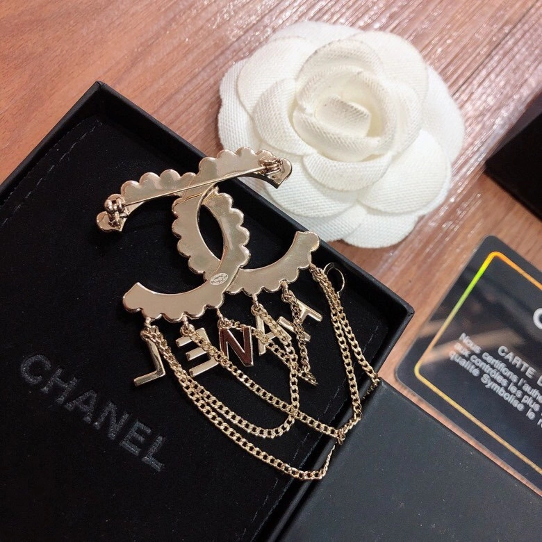 QuickDry Chanel Brooches 228176