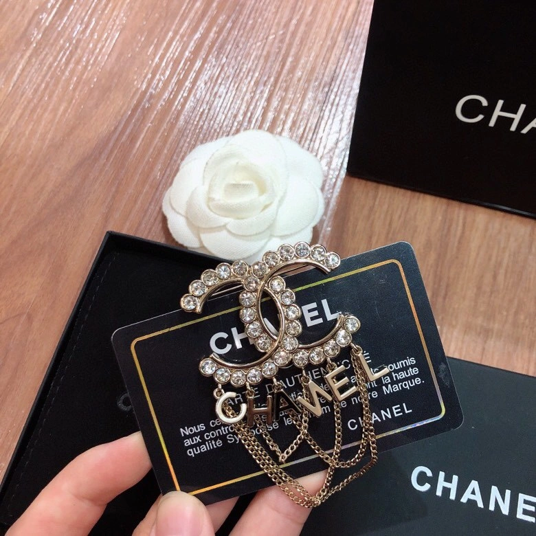 QuickDry Chanel Brooches 228176