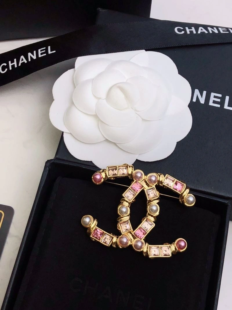 Chanel Brooches Cozy 228164