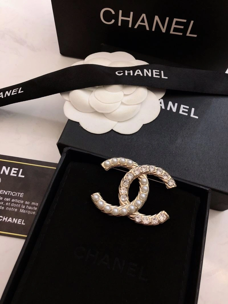 Chanel Brooches Vibrant 228114