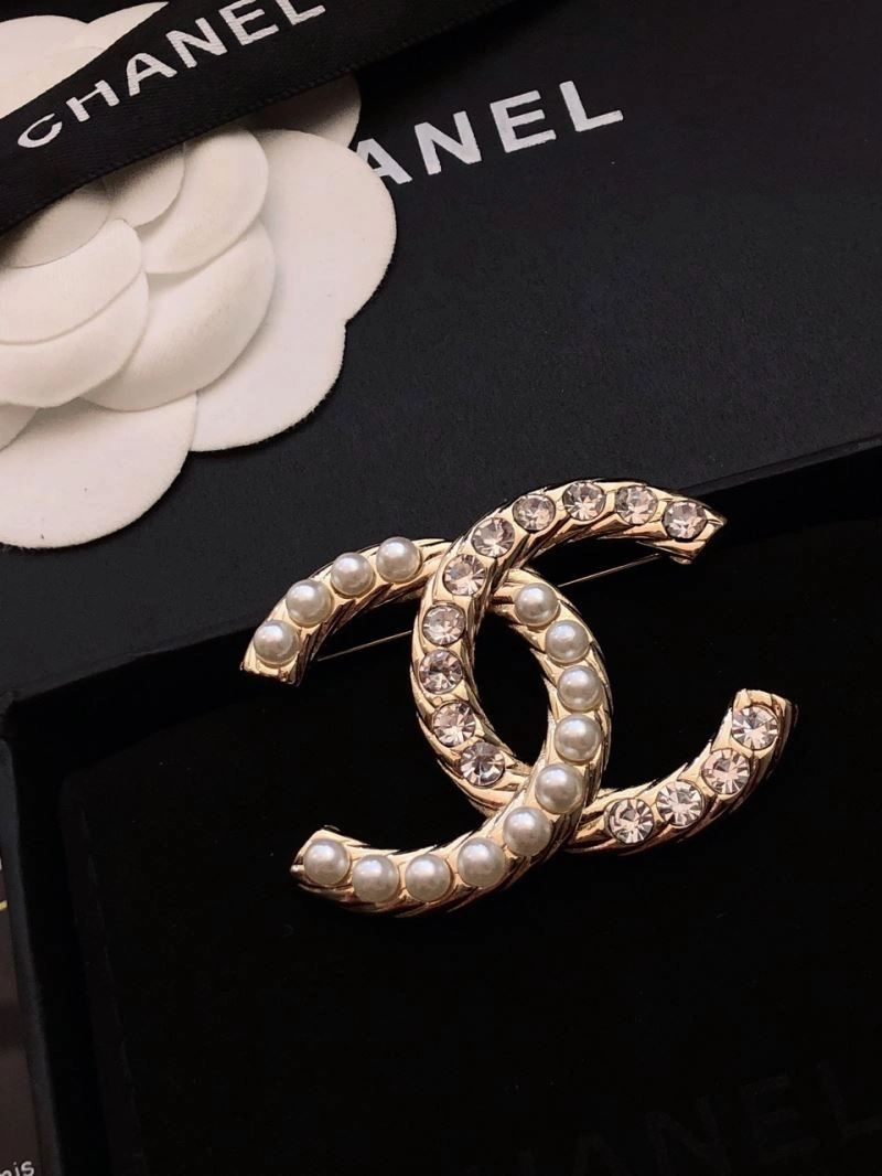 Chanel Brooches Vibrant 228114