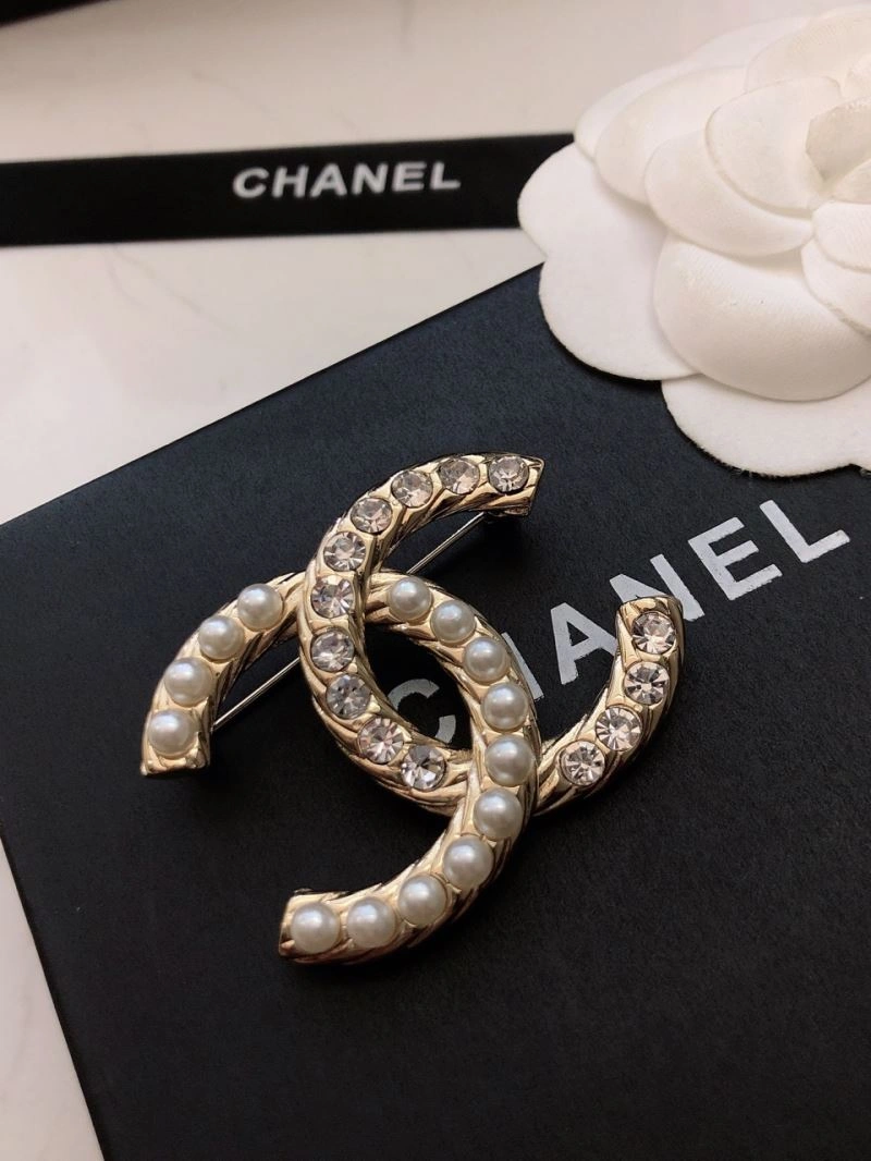 Chanel Brooches Vibrant 228114