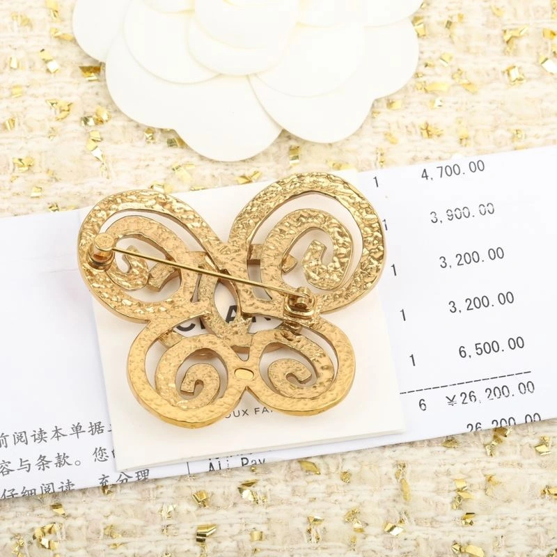Efficient Chanel Brooches 228137