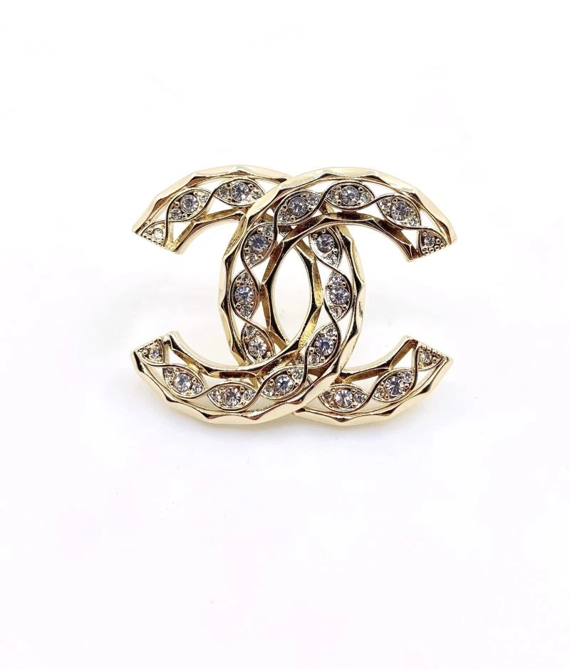 Refined Chanel Brooches 228167