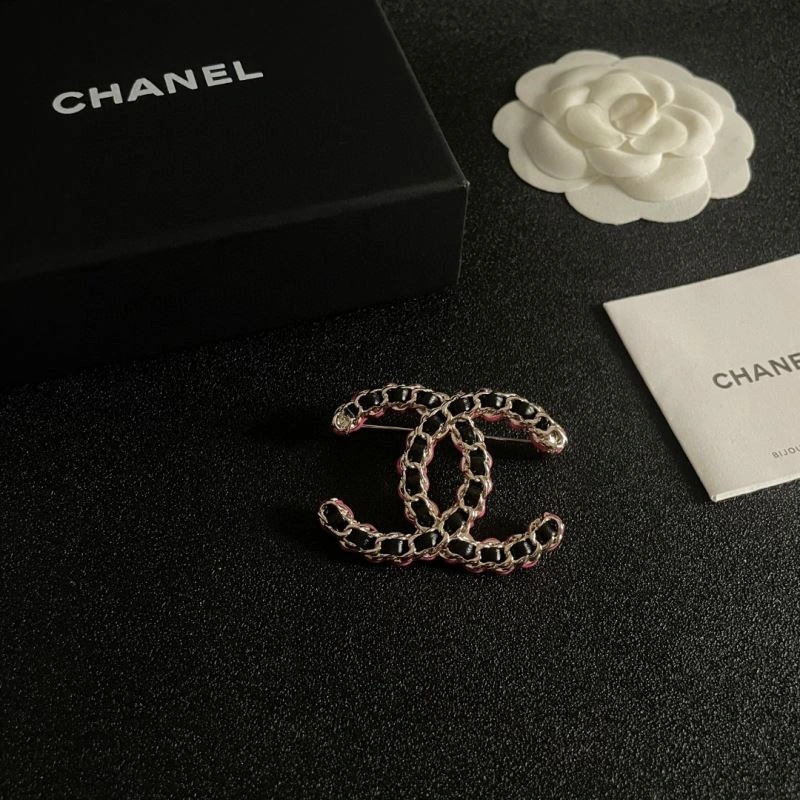 Chanel Brooches Colorful 228095