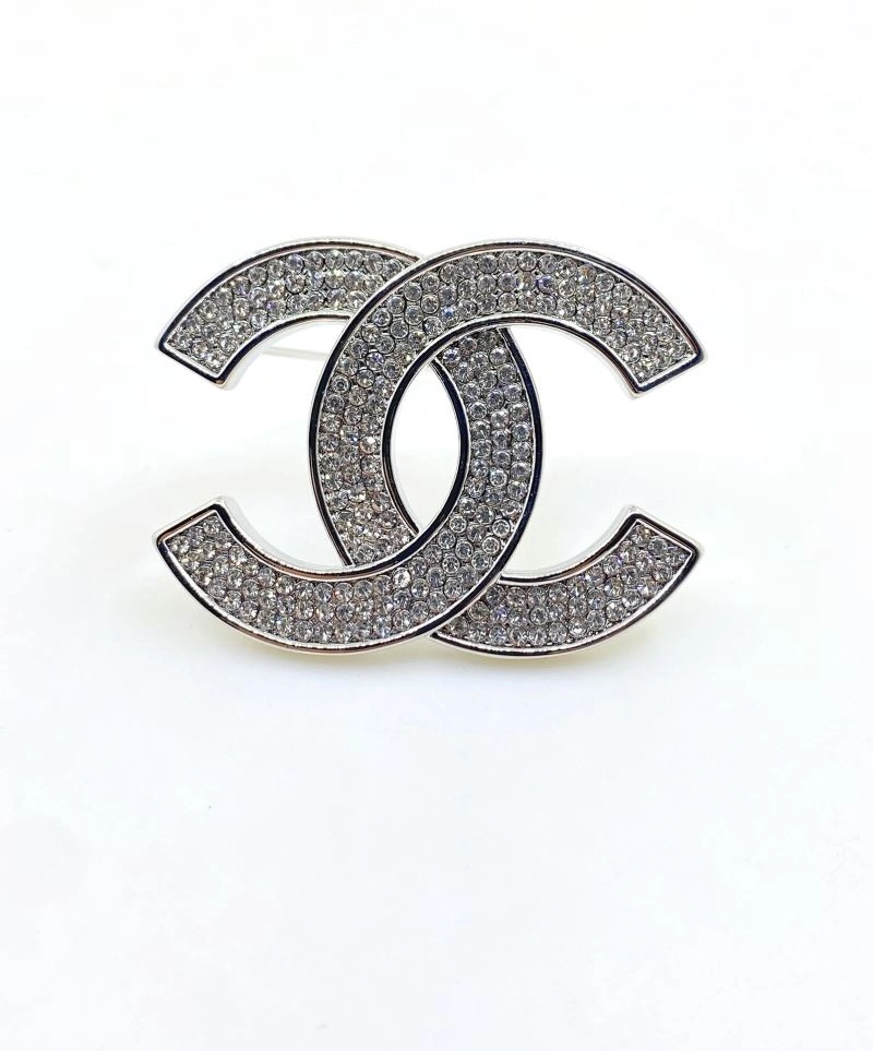 Affordable Chanel Brooches 228179