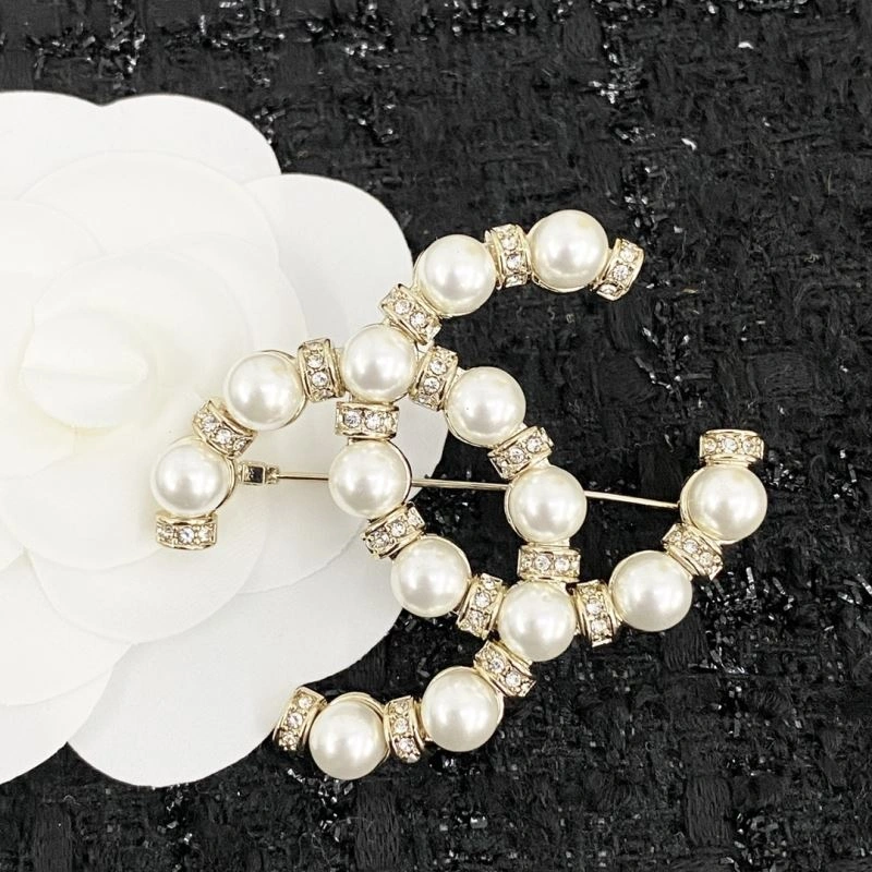 Chanel Brooches StreetReady 226422