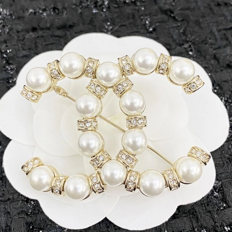 Chanel Brooches StreetReady 226422