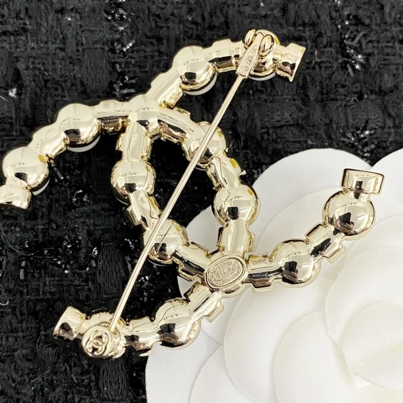 Chanel Brooches StreetReady 226422
