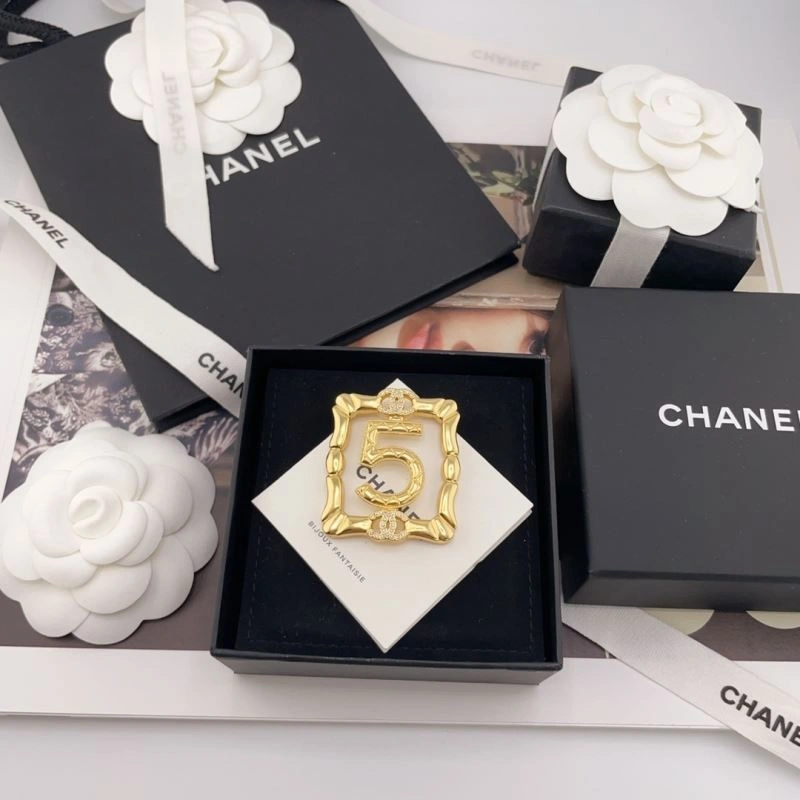Chanel Brooches SunProtective 226416