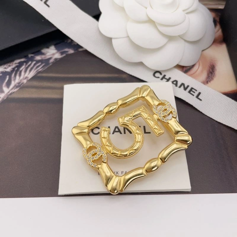 Chanel Brooches SunProtective 226416