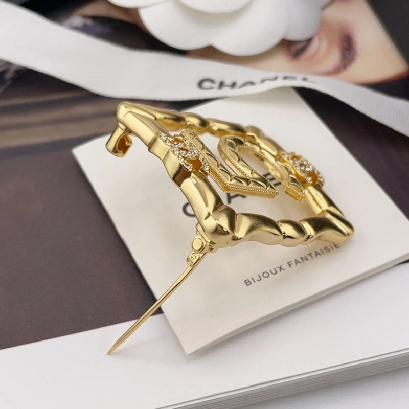 Chanel Brooches SunProtective 226416