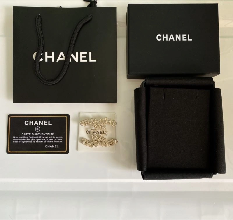 Chanel Brooches Comfortable 226415
