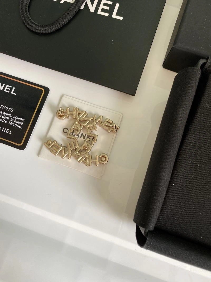 Chanel Brooches Comfortable 226415