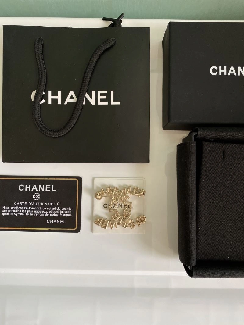 Chanel Brooches Comfortable 226415