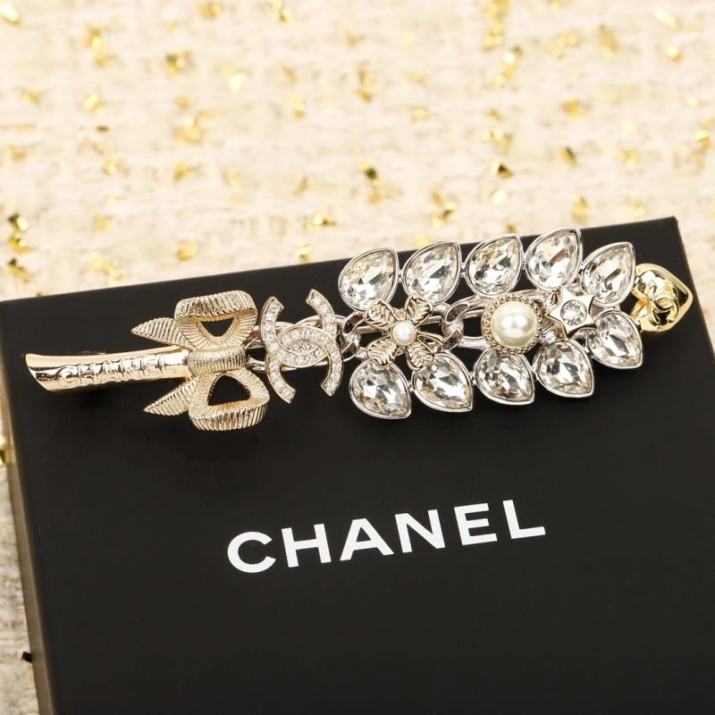 Chanel Brooches Supportive 226420