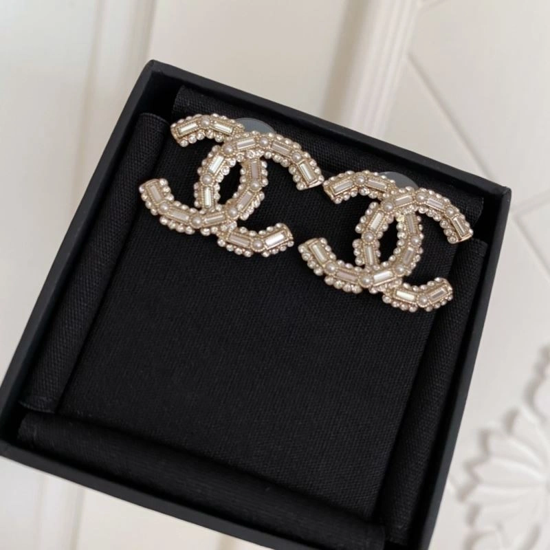 Chanel Brooches SmoothTexture 226382