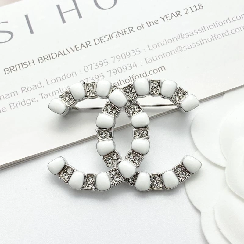 Chanel Brooches Practical 226364