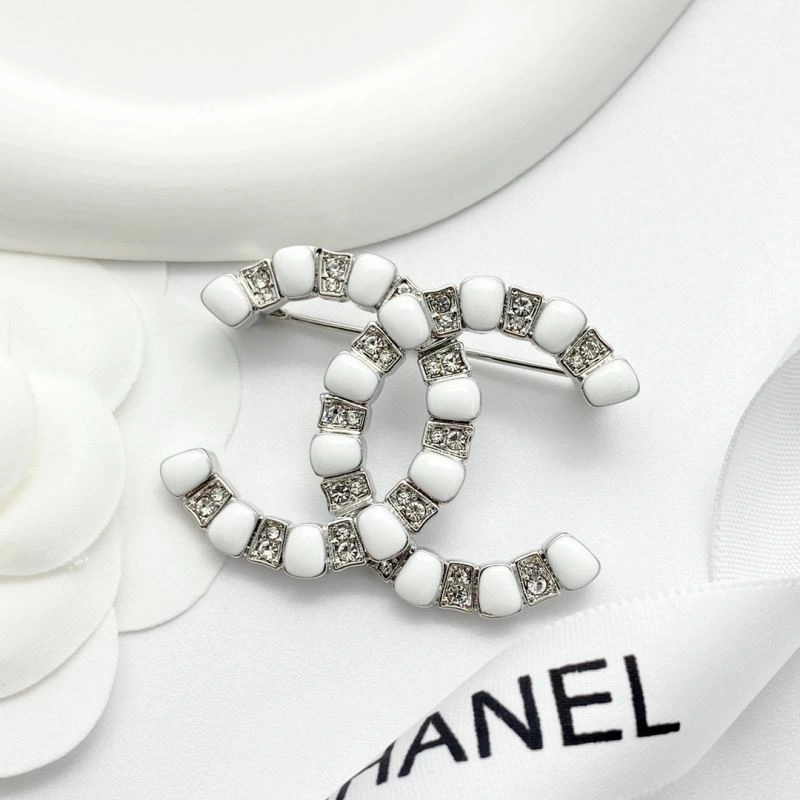 Chanel Brooches Practical 226364