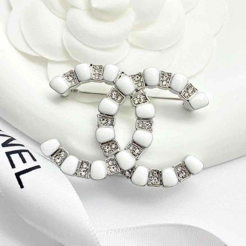 Chanel Brooches Practical 226364