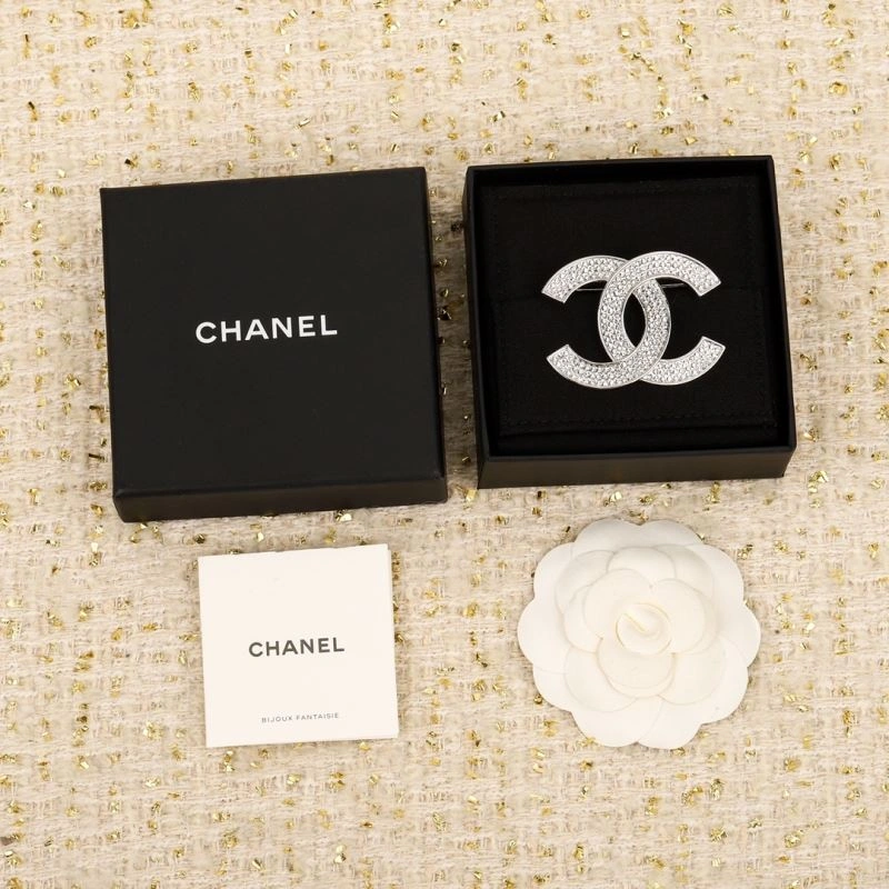 Chanel Brooches WrinkleFree 226356