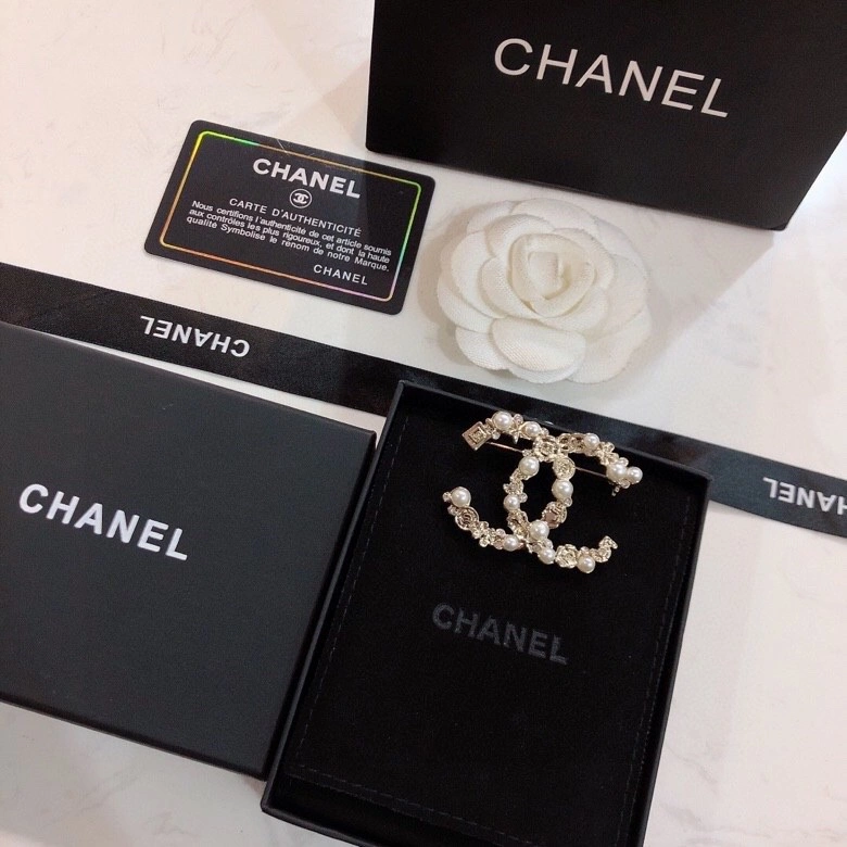DailyWear Chanel Brooches 226339