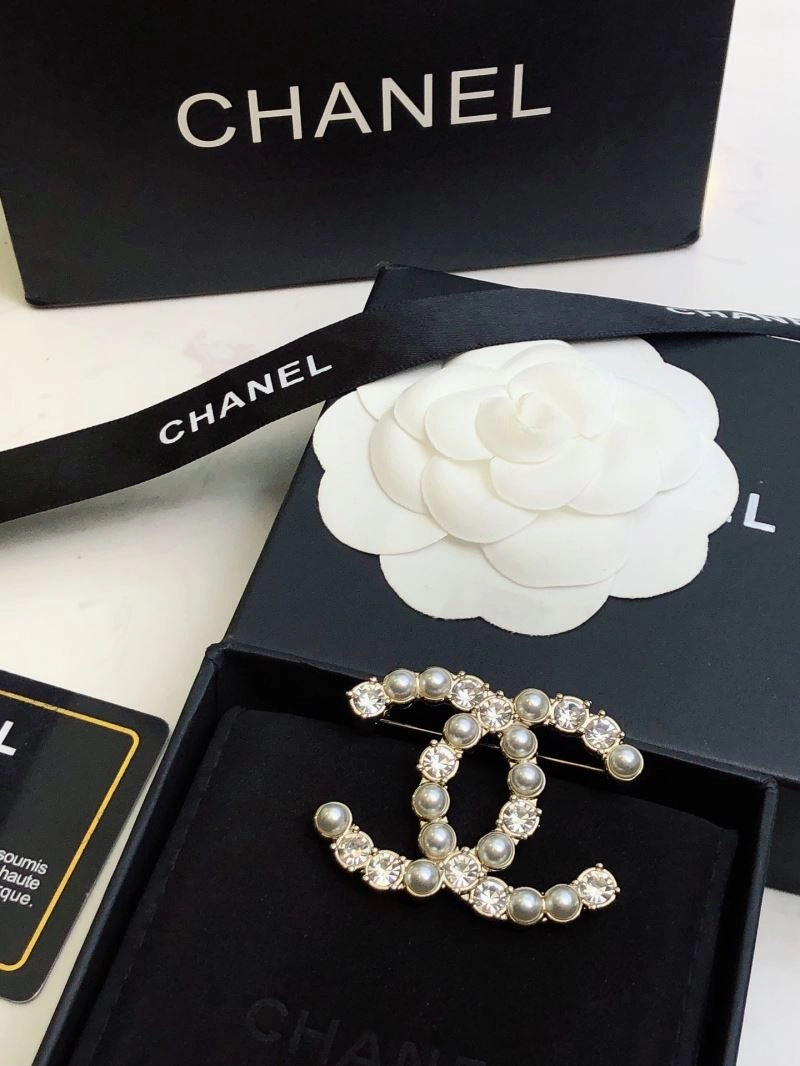 Chanel Brooches Sporty 226335