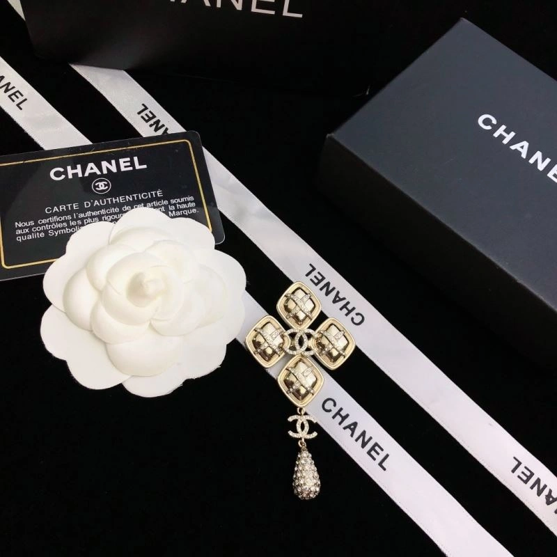 Chanel Brooches Versatile 226385