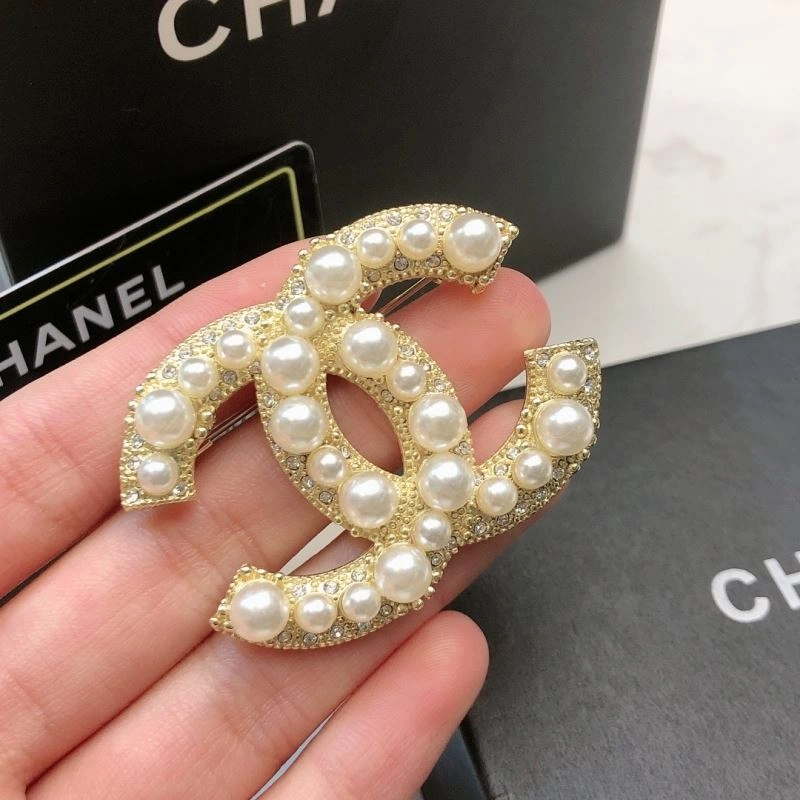 Chanel Brooches Bright 226323