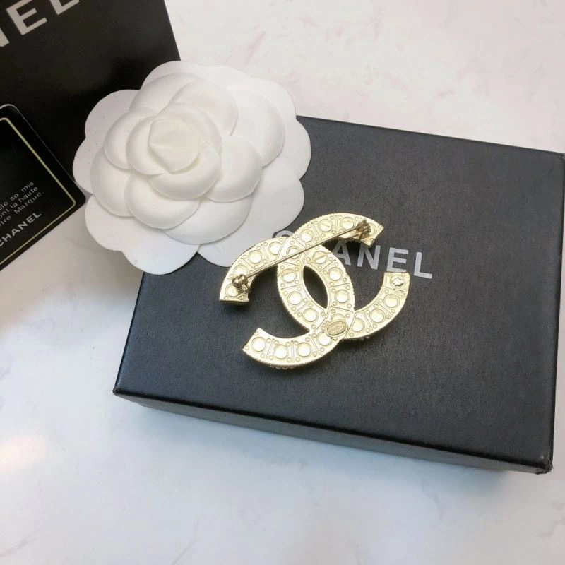Chanel Brooches Bright 226323