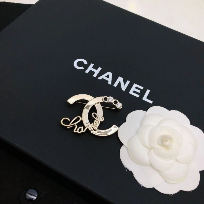 OdorResistant Chanel Brooches 226313