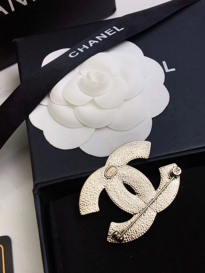 SmartChoice Chanel Brooches 226319