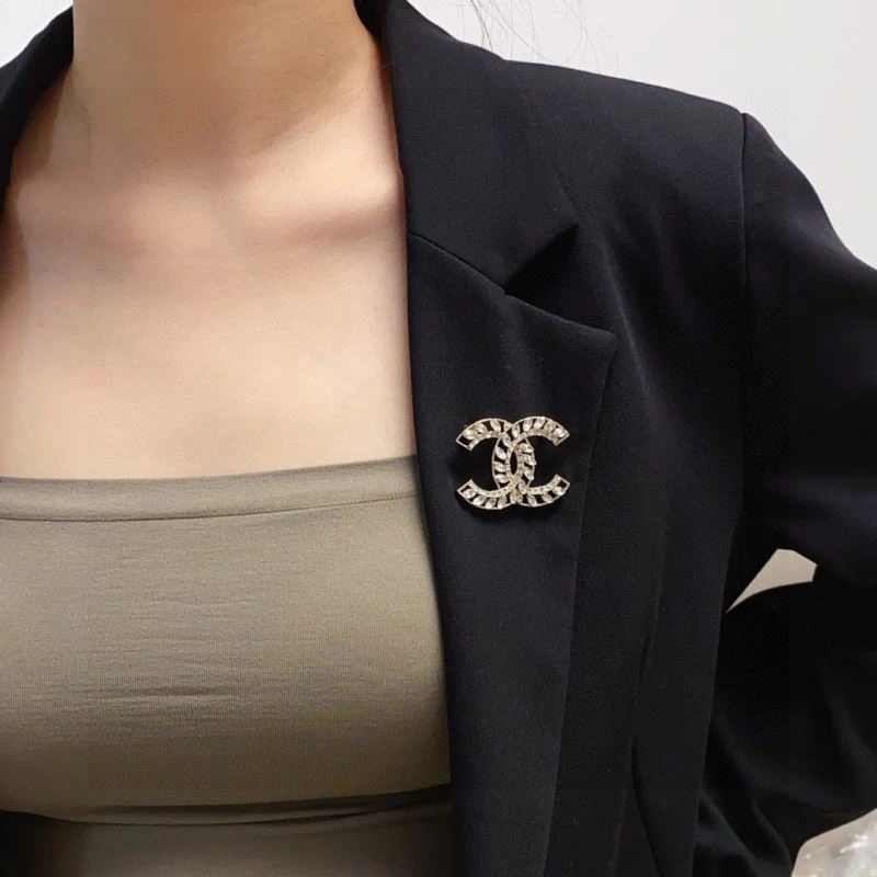 Chanel Brooches SunProtective 225637