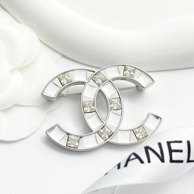 Chanel Brooches FastDry 225630