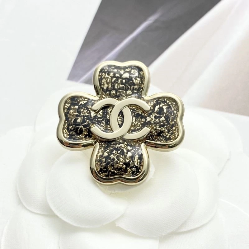 Durable Chanel Brooches 225627
