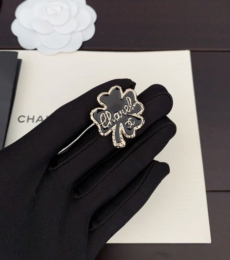 Chanel Brooches Attractive 225626