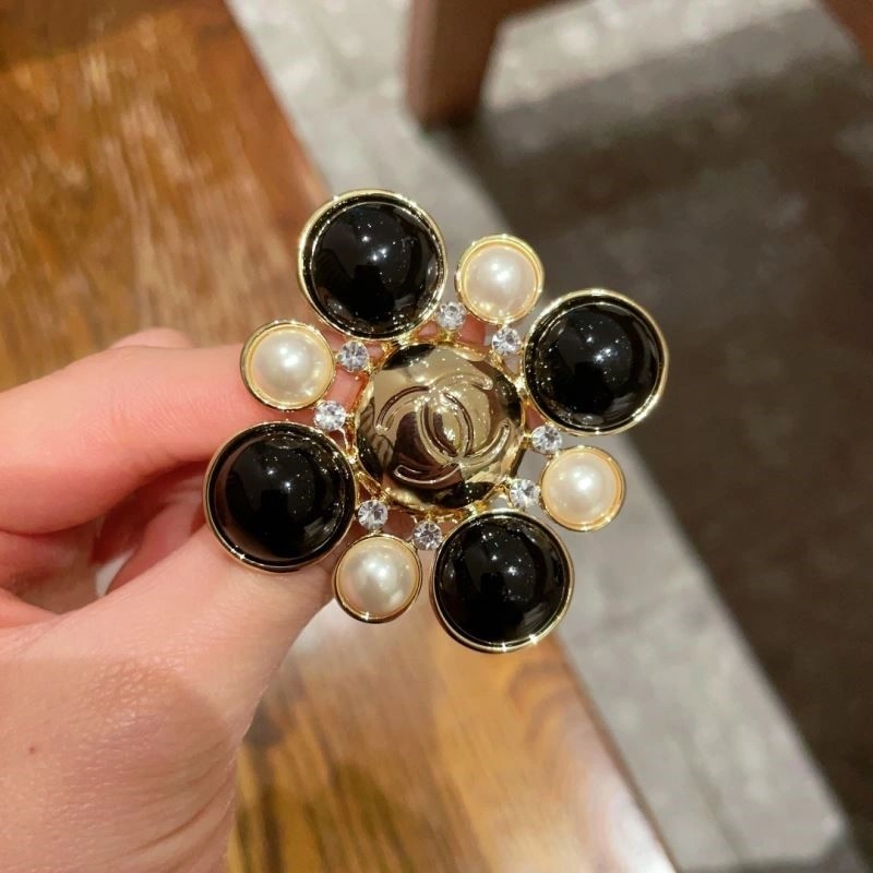 Chanel Brooches OdorResistant 225602